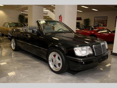 Mercedes-Benz Ostatní modely 124 CE 300 24V Cabrio AMG