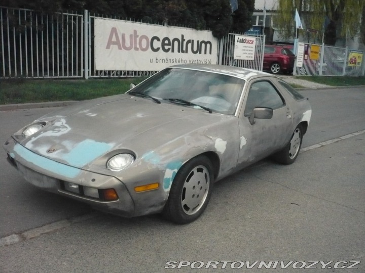 Porsche 928 manuál 1981