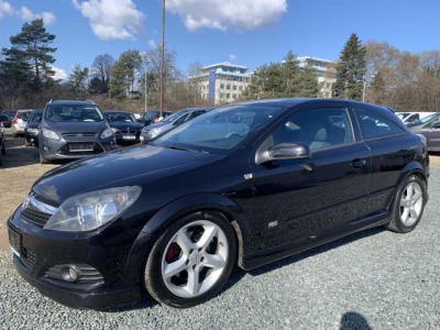 Opel Astra 1.6 T OPC 132 Kw