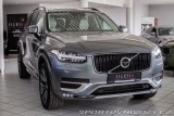 Volvo  XC90 Momentum