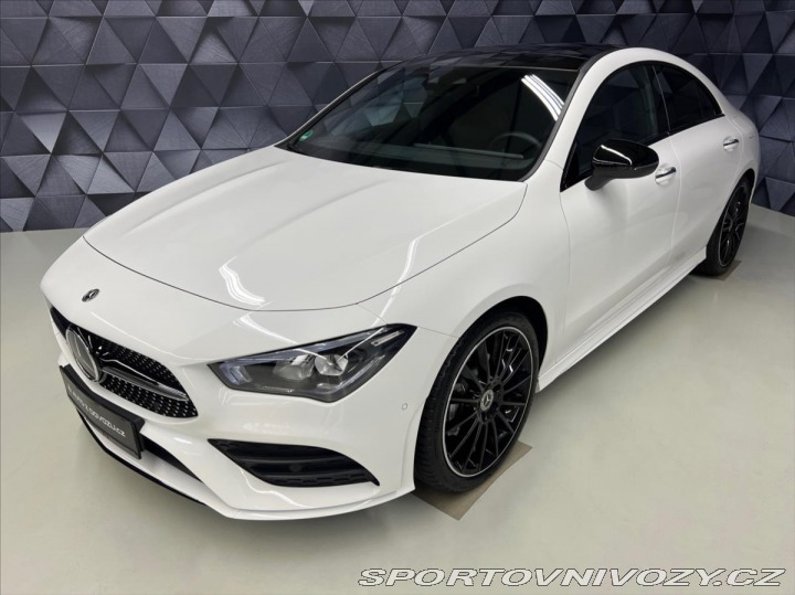 Mercedes-Benz CLA 200 4MATIC AMG, LED, PANO 2023