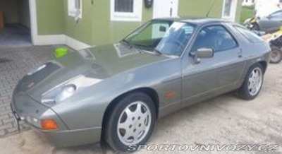 Porsche 928 S4