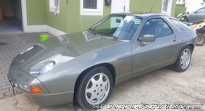 Porsche 928 S4 1987