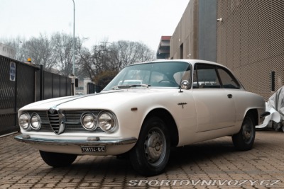 Alfa Romeo Ostatní modely 2000 Sprint