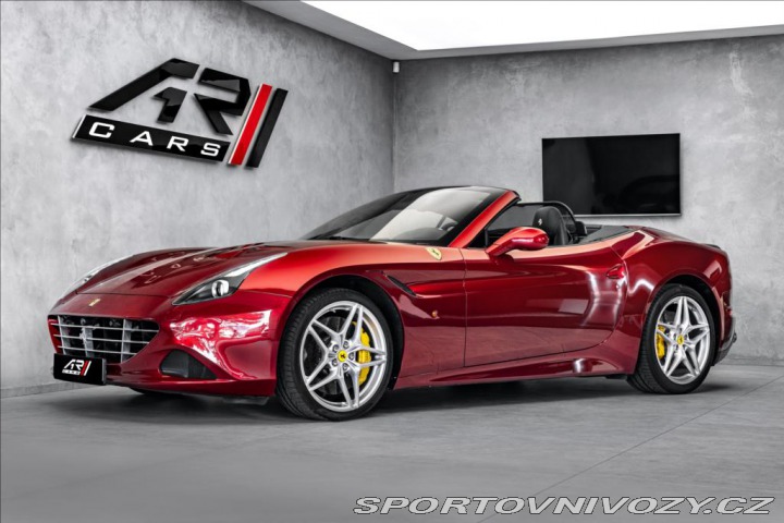 Ferrari California T bicolor, rosso k 2015