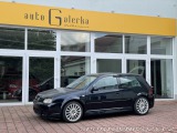 Volkswagen Golf R32