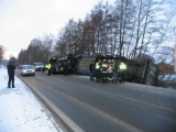 FOTO/VIDEO:Nehoda kamionu,který