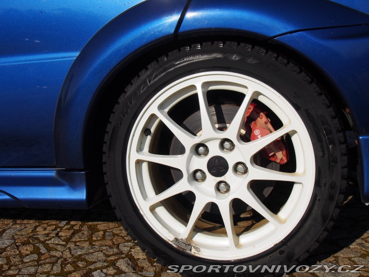 Mitsubishi Lancer EVO Tommi Makinen 6.5 už LHD 2000