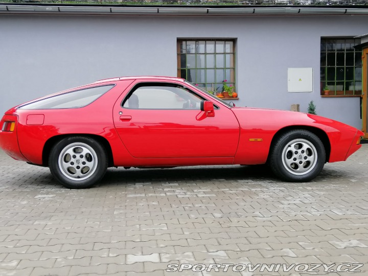 Porsche 928 I. série 1980