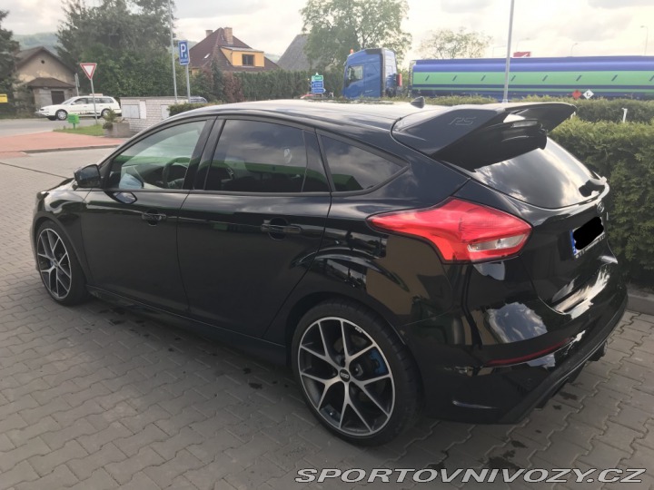 Ford Focus RS  2017