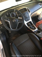 Opel Astra GTC 1.4 Turbo 2012