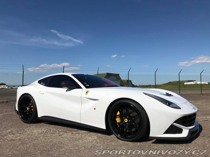 Ferrari F12berlinetta NOVITEC FULL CARBON 2013