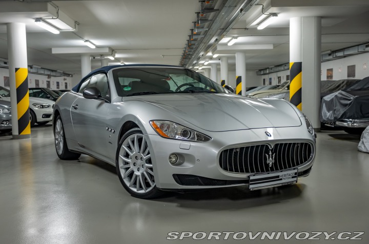 Maserati GranCabrio 4.7 2011