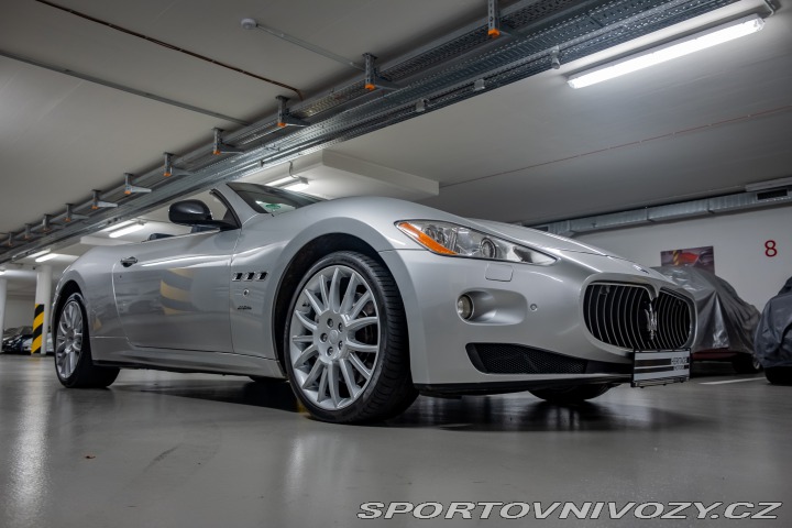 Maserati GranCabrio 4.7 2011