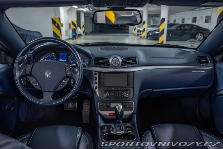 Maserati GranCabrio 4.7 2011