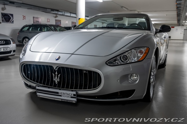 Maserati GranCabrio 4.7 2011