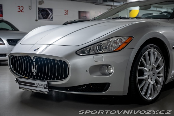 Maserati GranCabrio 4.7 2011