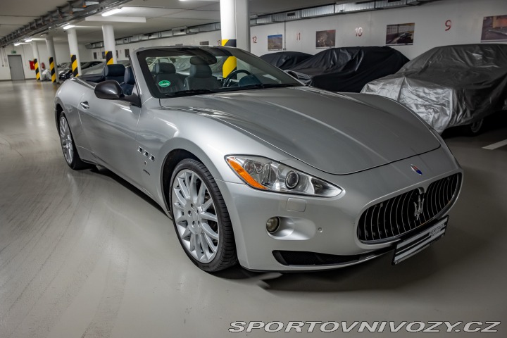 Maserati GranCabrio 4.7 2011