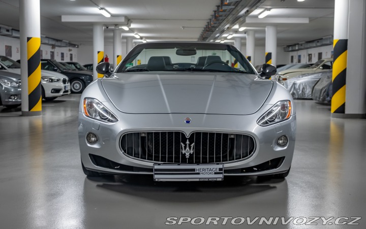 Maserati GranCabrio 4.7 2011