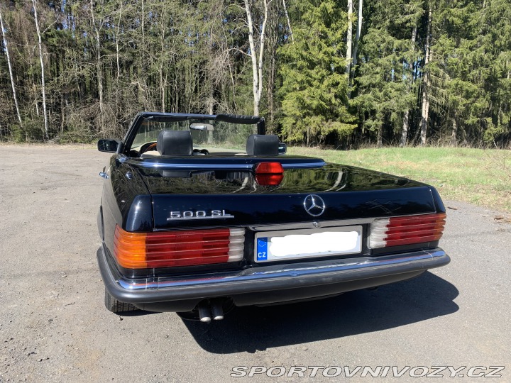 Mercedes-Benz SL W107 - 500 SL 1983