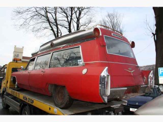 Ostatní značky Ostatní modely Cadillac Royal Ambulance by S& 1965