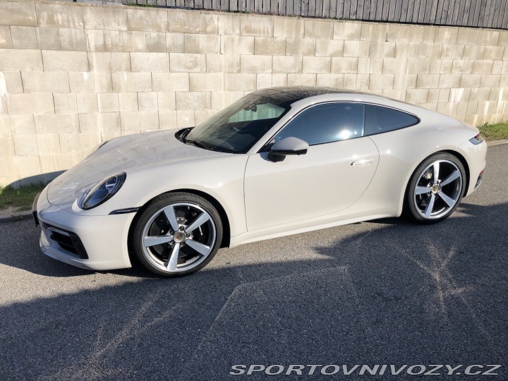 Porsche 911 992 Carrera 4S 2019