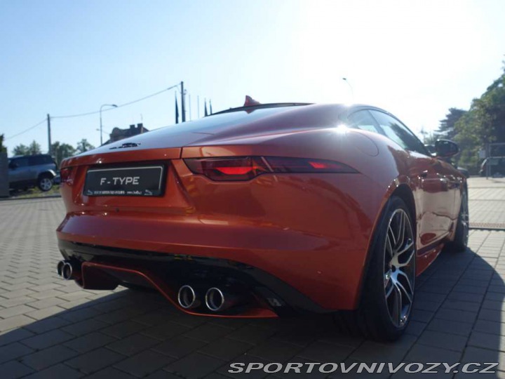 Jaguar F-Type 5,0 V8 R-Dynamic P450 4x4 2022