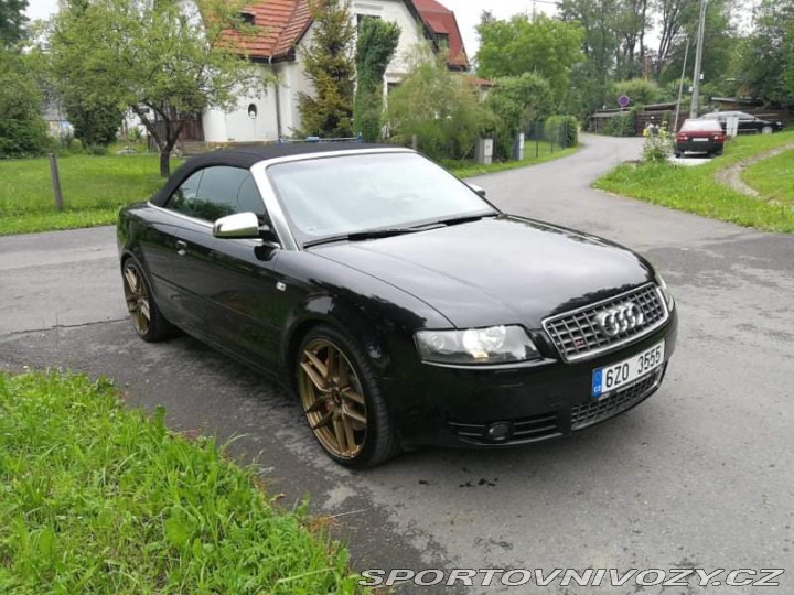 Audi S4  2004