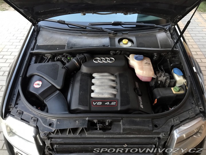 Audi S6 AVANT 4.2 V8 340k MAN 4x4 2001