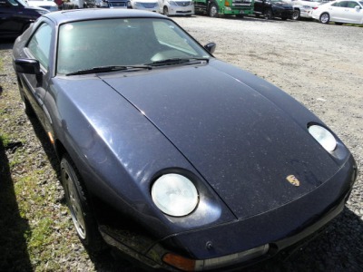 Porsche 928 S4 pěkné auto, EU verze