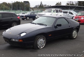 Porsche 928 S4 pěkné auto, EU verze 1994