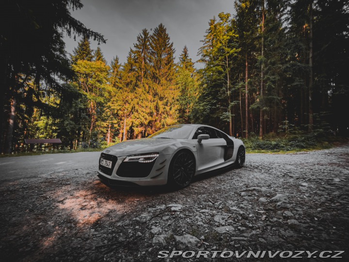 Audi R8 Facelift-5.2 V10,S-tronic 2013