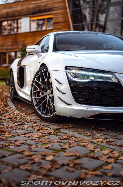 Audi R8 Facelift-5.2 V10,S-tronic 2013