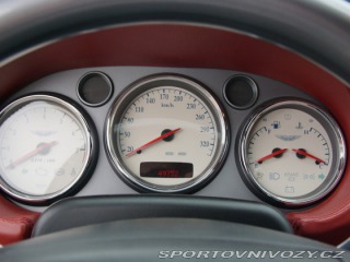 Aston Martin Vanquish SLEVA! 2004