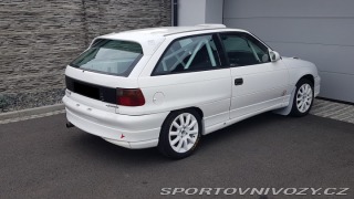 Opel Astra GSi 2.0 16V - závodní vůz 1992