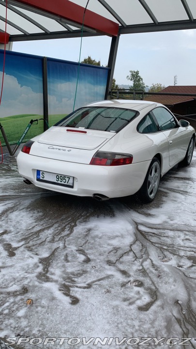 Porsche 911 996 Carrera 4 2001 po GO 2001
