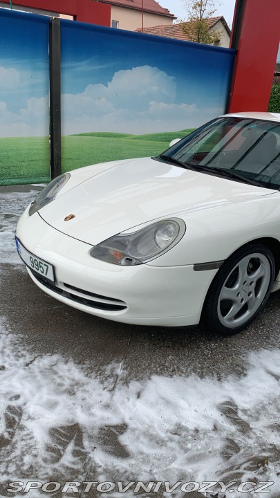 Porsche 911 996 Carrera 4 2001 po GO 2001