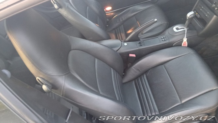 Porsche 911 996 Carrera 4 2001 po GO 2001