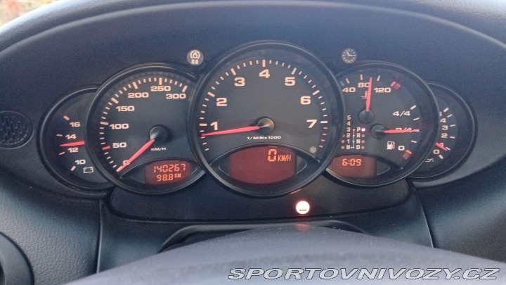 Porsche 911 996 Carrera 4 2001 po GO 2001