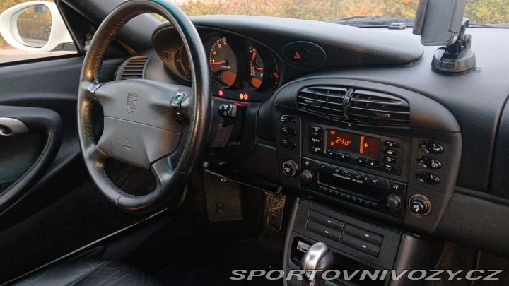 Porsche 911 996 Carrera 4 2001 po GO 2001