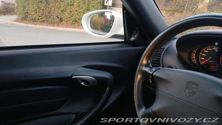 Porsche 911 996 Carrera 4 2001 po GO 2001