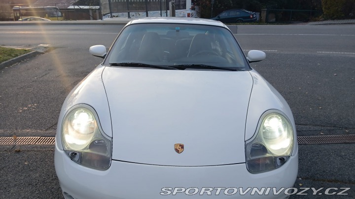Porsche 911 996 Carrera 4 2001 po GO 2001