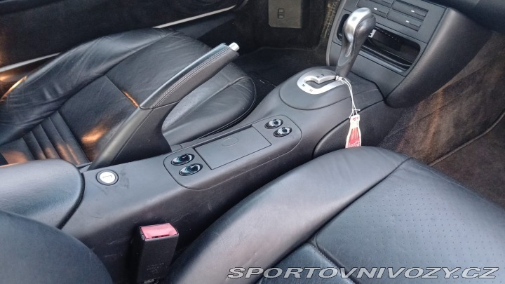 Porsche 911 996 Carrera 4 2001 po GO 2001