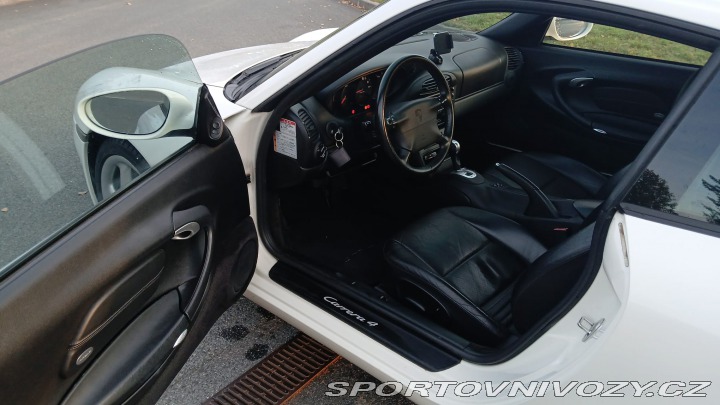 Porsche 911 996 Carrera 4 2001 po GO 2001