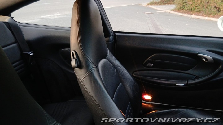 Porsche 911 996 Carrera 4 2001 po GO 2001