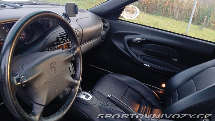 Porsche 911 996 Carrera 4 2001 po GO 2001
