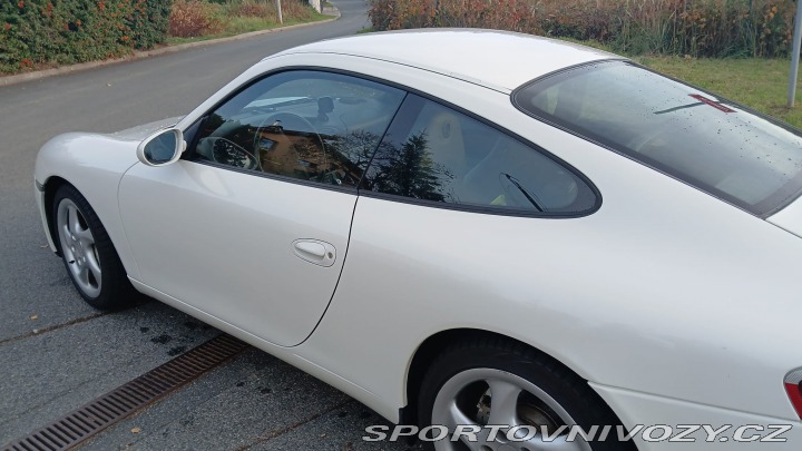 Porsche 911 996 Carrera 4 2001 po GO 2001