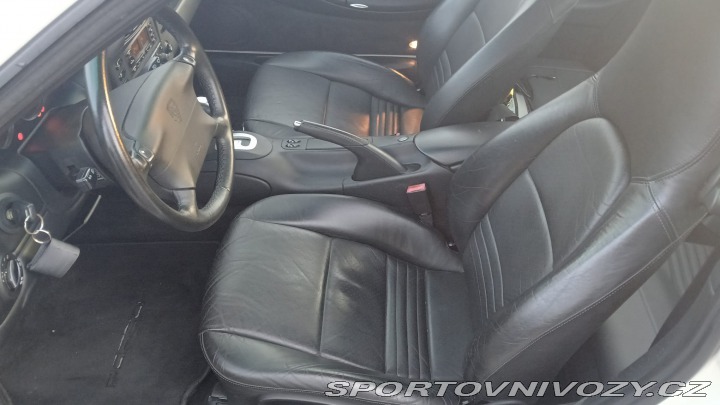 Porsche 911 996 Carrera 4 2001 po GO 2001