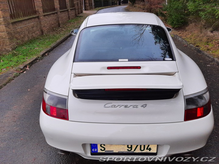 Porsche 911 996 Carrera 4 2001 po GO 2001