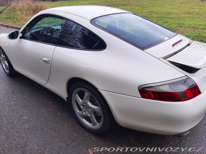 Porsche 911 996 Carrera 4 2001 po GO 2001